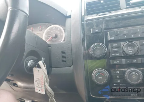 2008 Ford Escape Limited z USA, uszkodzony, nr VIN 1FMCU94198KB14924